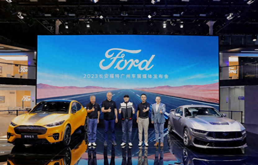 2024新澳门正版免费资本车,关于所谓的2024新澳门正版免费资本车的真相揭露——警惕网络赌博与非法赌博软件的危害